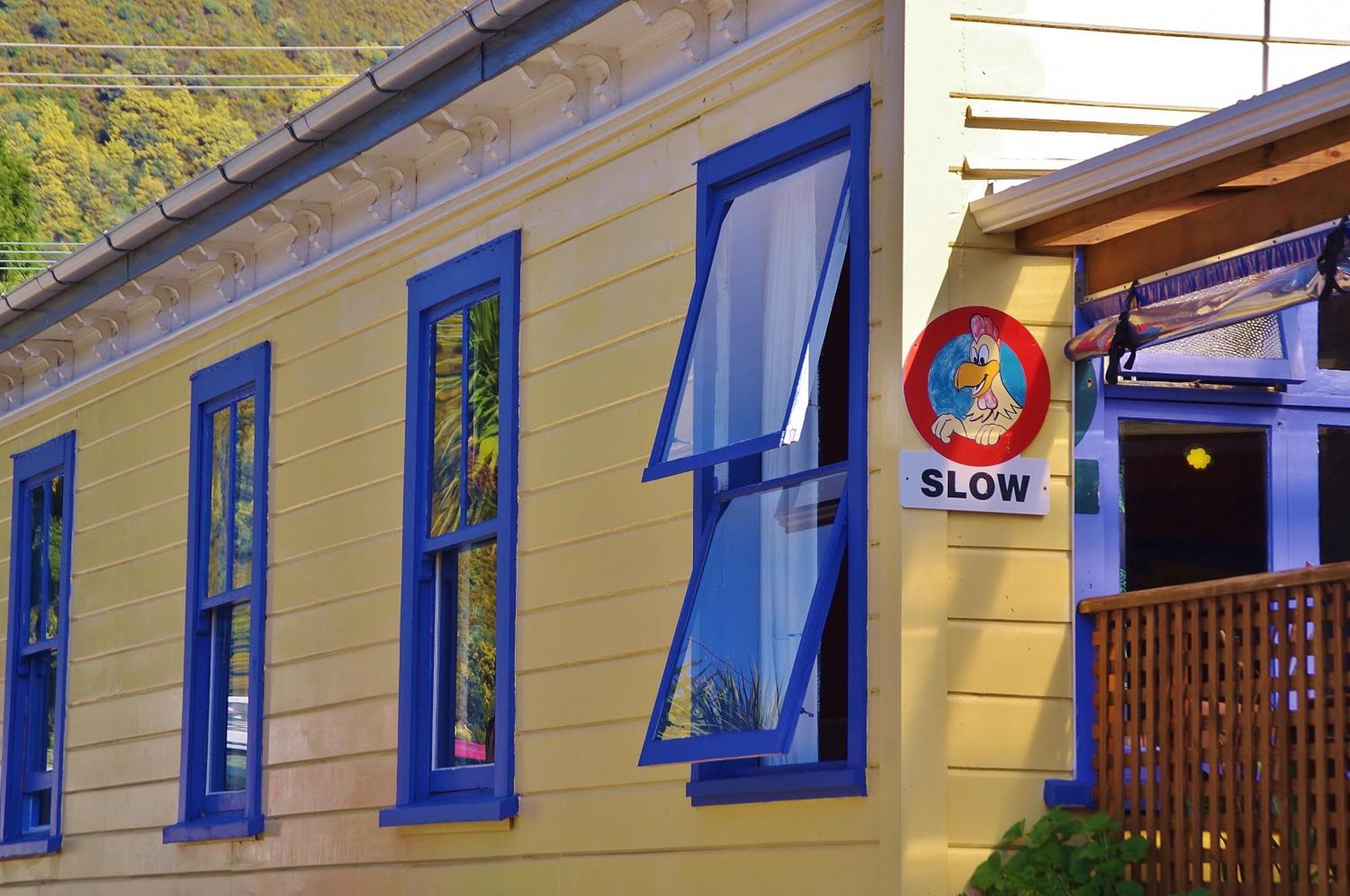 Sequoia Lodge Backpackers Піктон Екстер'єр фото