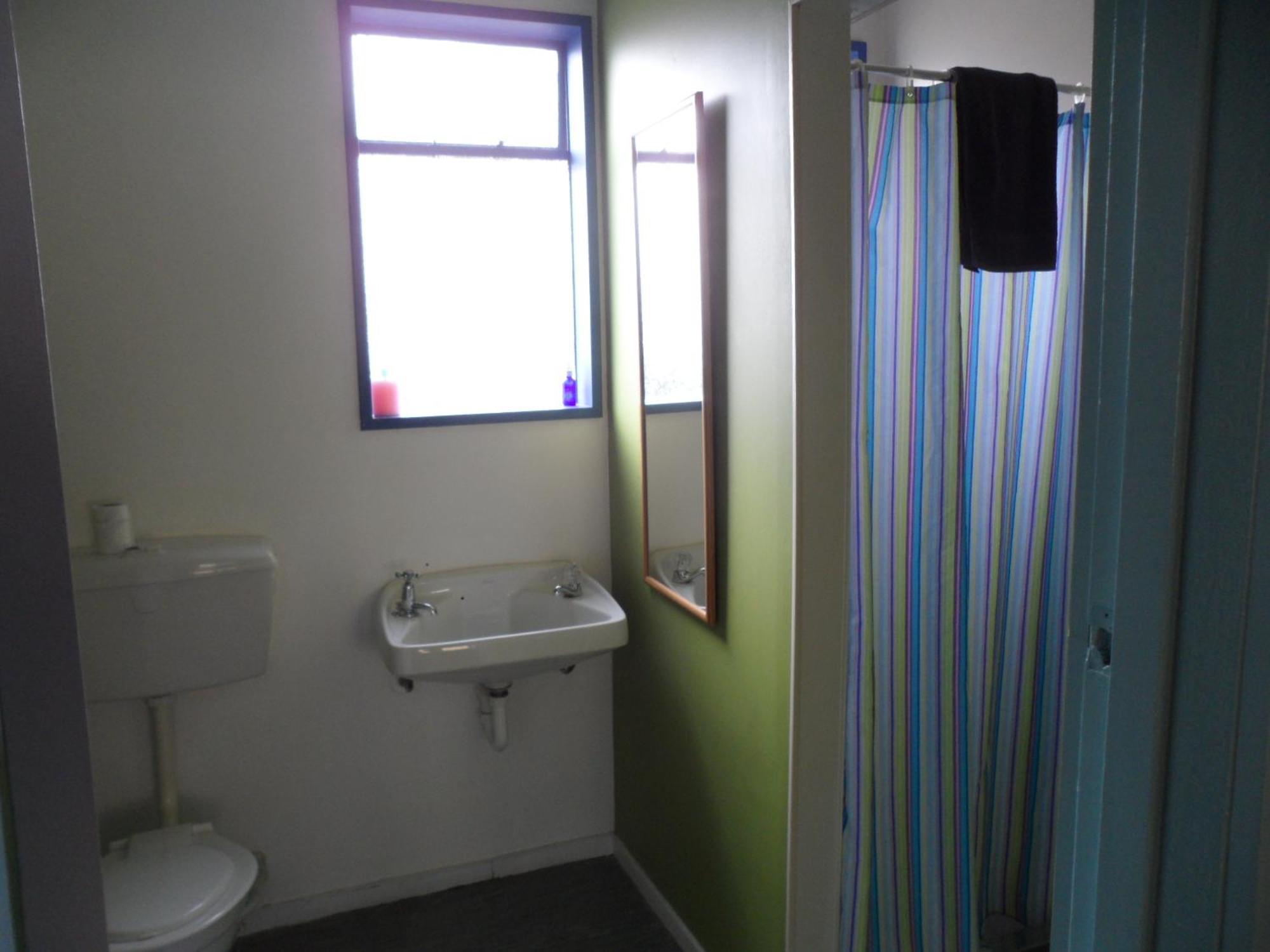Sequoia Lodge Backpackers Піктон Екстер'єр фото