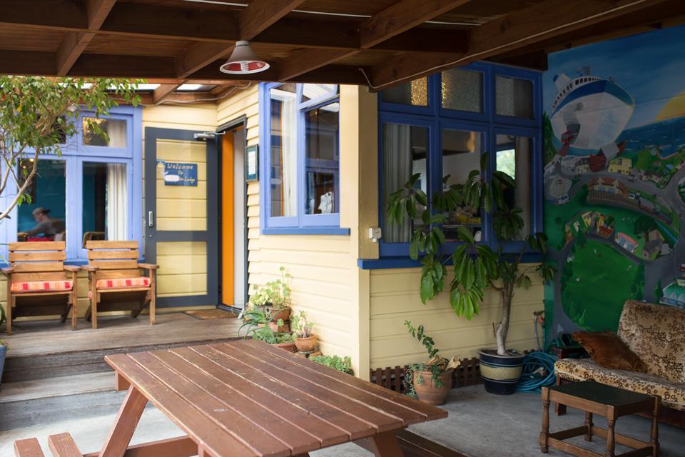 Sequoia Lodge Backpackers Піктон Екстер'єр фото