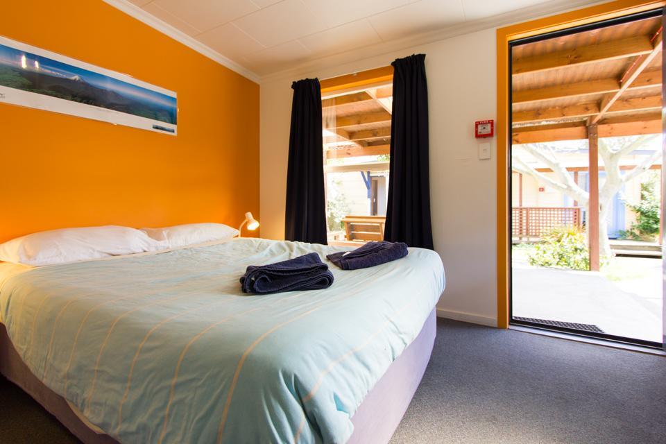 Sequoia Lodge Backpackers Піктон Екстер'єр фото